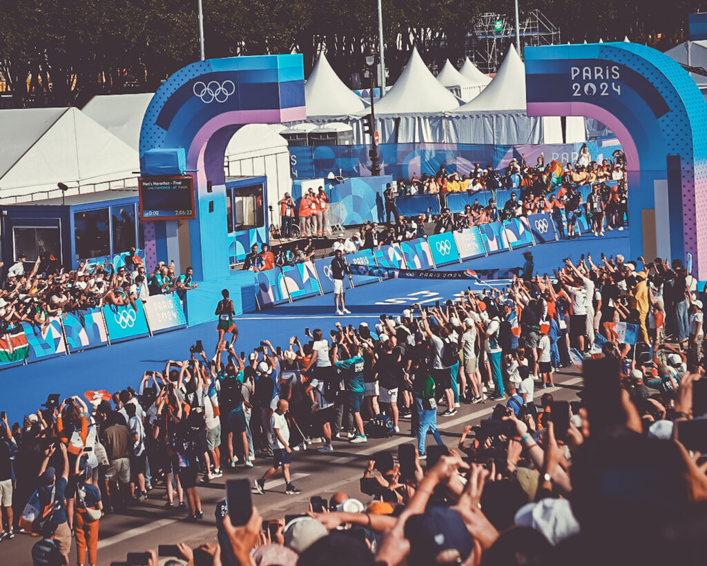 Marathon Pour Tous Zieleinlauf Tamirat Tola